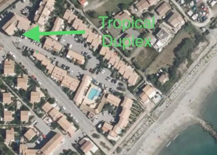 Tropical Duplex : Bord De + Piscine アパート