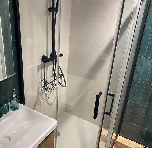 Tropical Duplex : Bord De + Piscine アパート